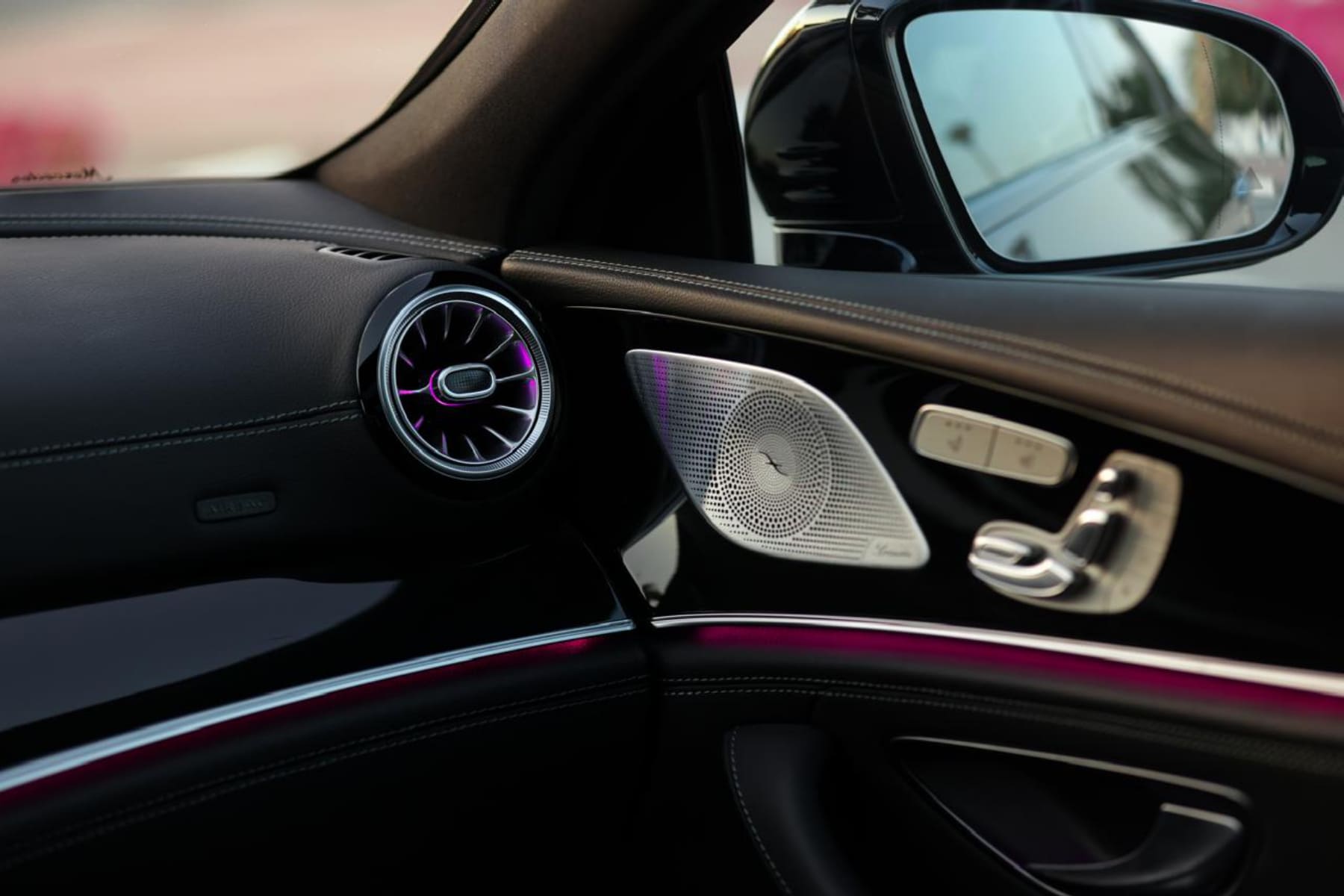 Mercedes-AMG GT 4-Door Coupe view 7